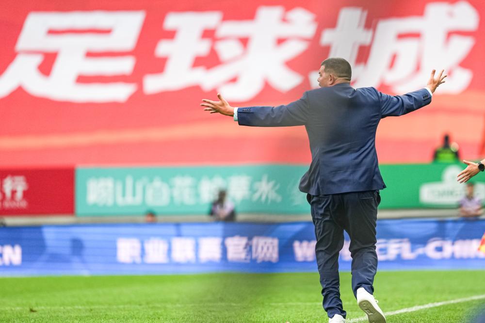 艾维表态未来可能征战CBA海外联赛将以信仰为准择队
